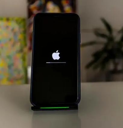 迭部苹果手机维修分享更新iOS 16时卡在滑动升级界面解决办法 