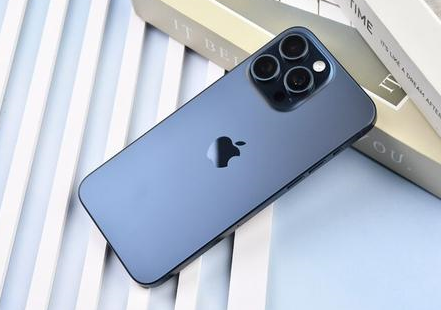 迭部苹果维修点分享iPhone 15 Pro Max屏幕更换全新实操风险 